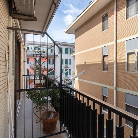 Starhost - Golden Suite Salerno Exteriör bild